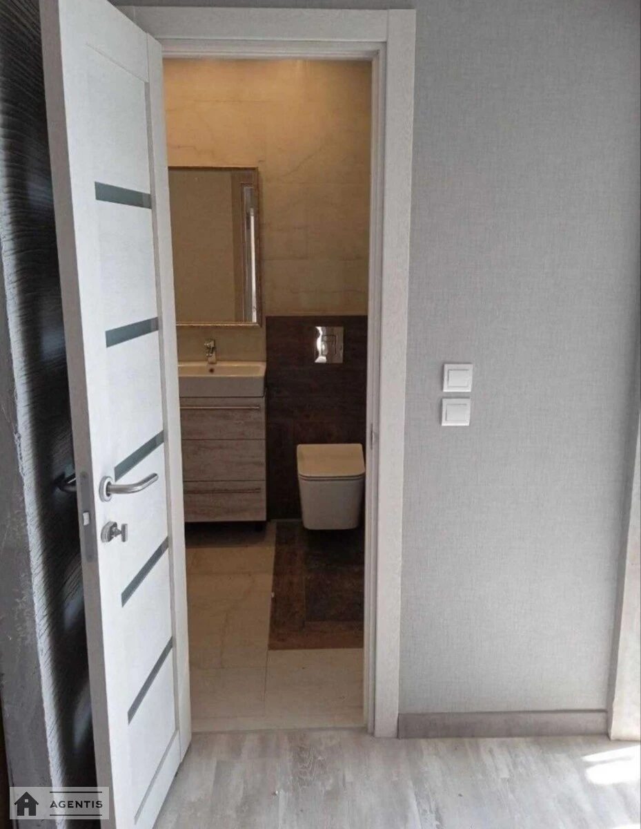 Apartment for rent. 2 rooms, 55 m², 27 floor/27 floors. Vyshnyakivska 4, Kyiv. 