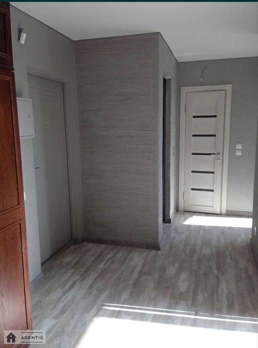 Apartment for rent. 2 rooms, 55 m², 27 floor/27 floors. Vyshnyakivska 4, Kyiv. 