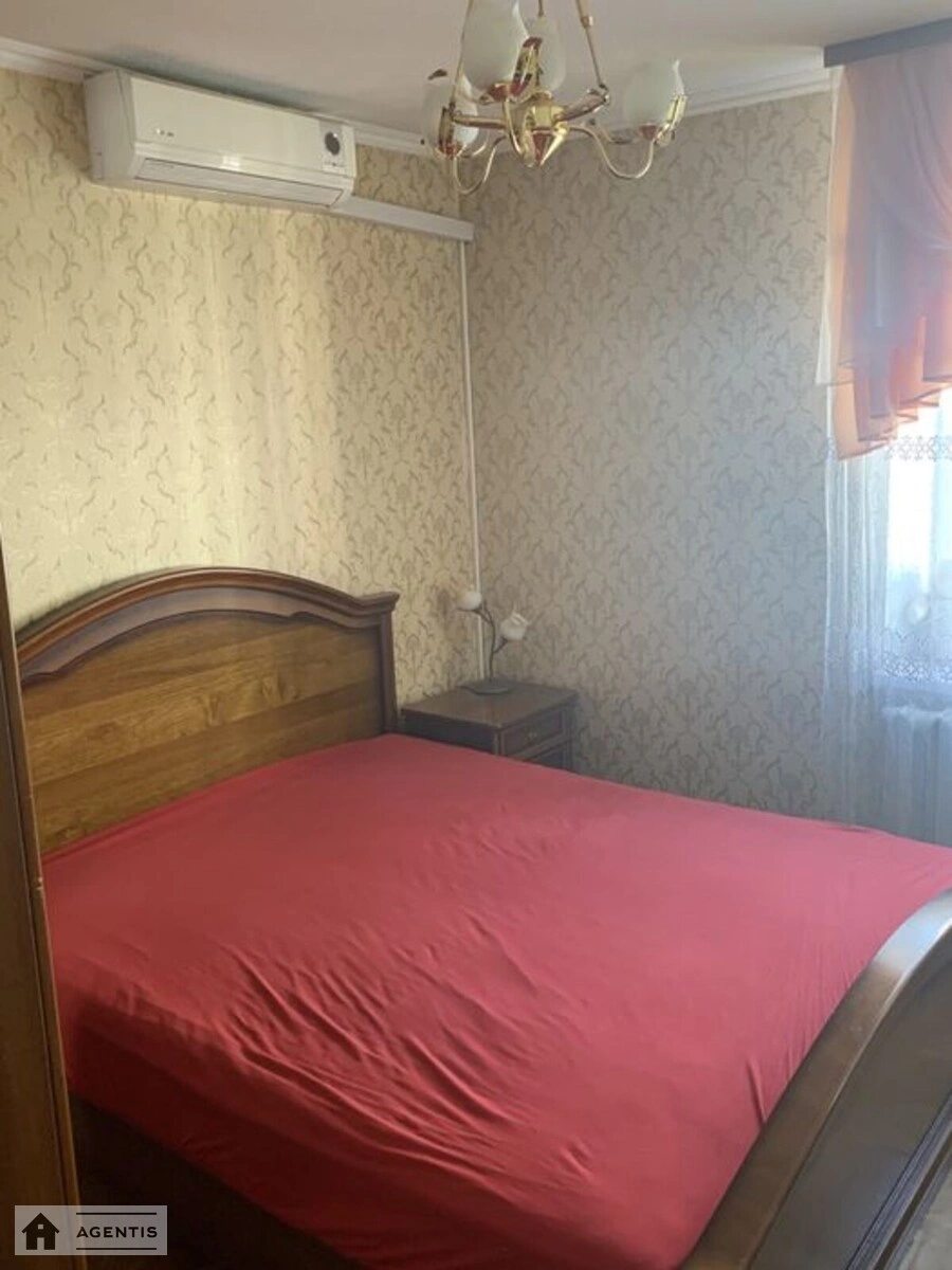 Здам квартиру. 3 rooms, 76 m², 7th floor/18 floors. 16, Азербайджанська 16, Київ. 