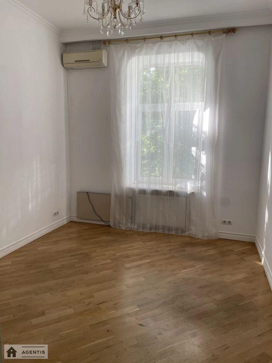 Сдам квартиру. 5 rooms, 200 m², 3rd floor/3 floors. 6, Віденська вул. (Валі Котика), Киев. 