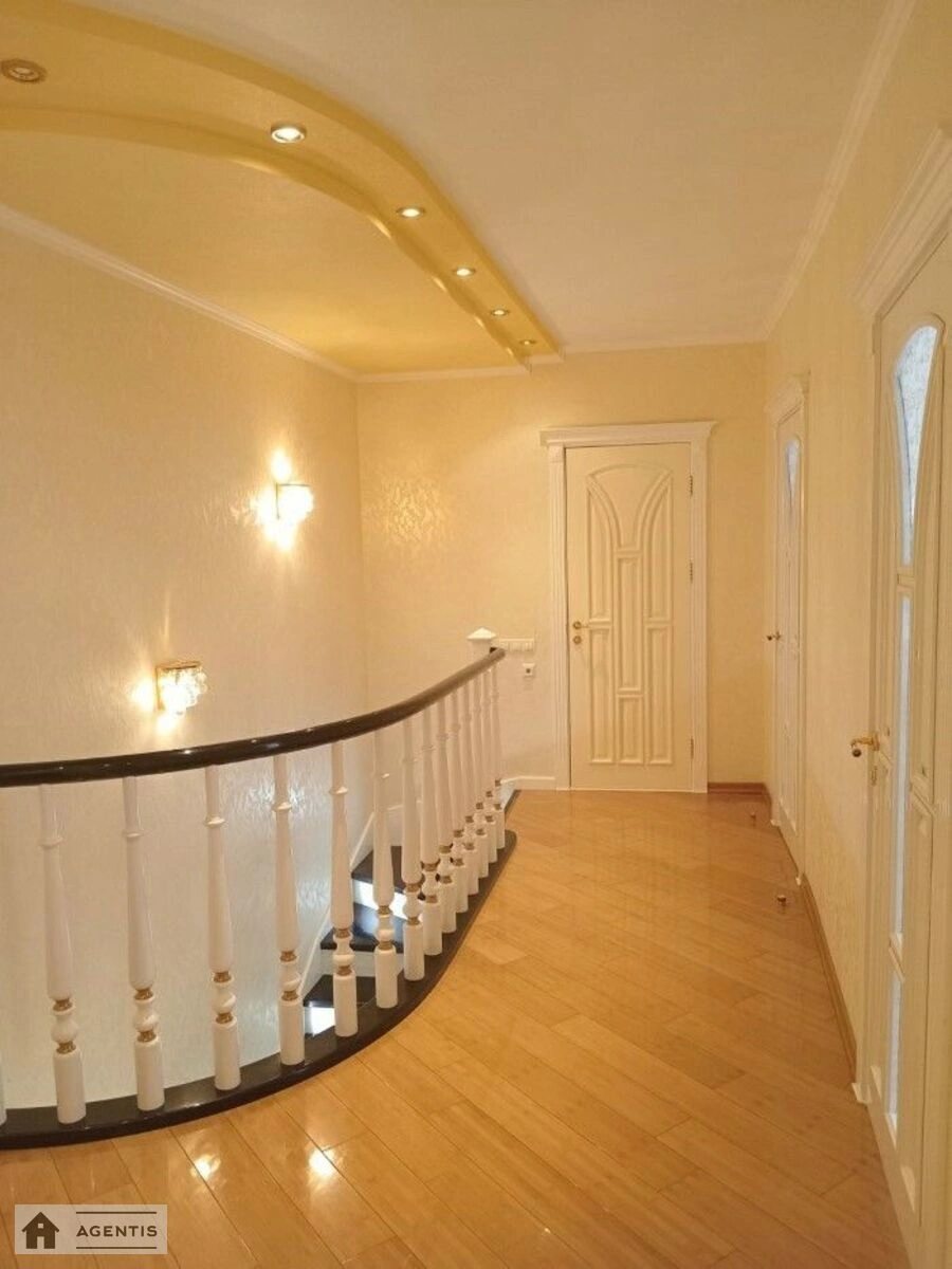 Apartment for rent. 4 rooms, 144 m², 18 floor/26 floors. 25, Dniprovska embankment 25, Kyiv. 