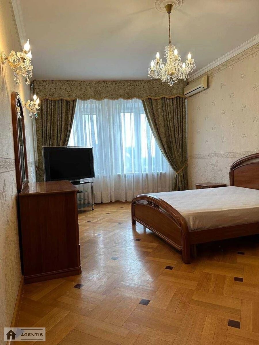 Сдам квартиру. 3 rooms, 150 m², 13 floor/14 floors. 13, Дмитриевская 13, Киев. 