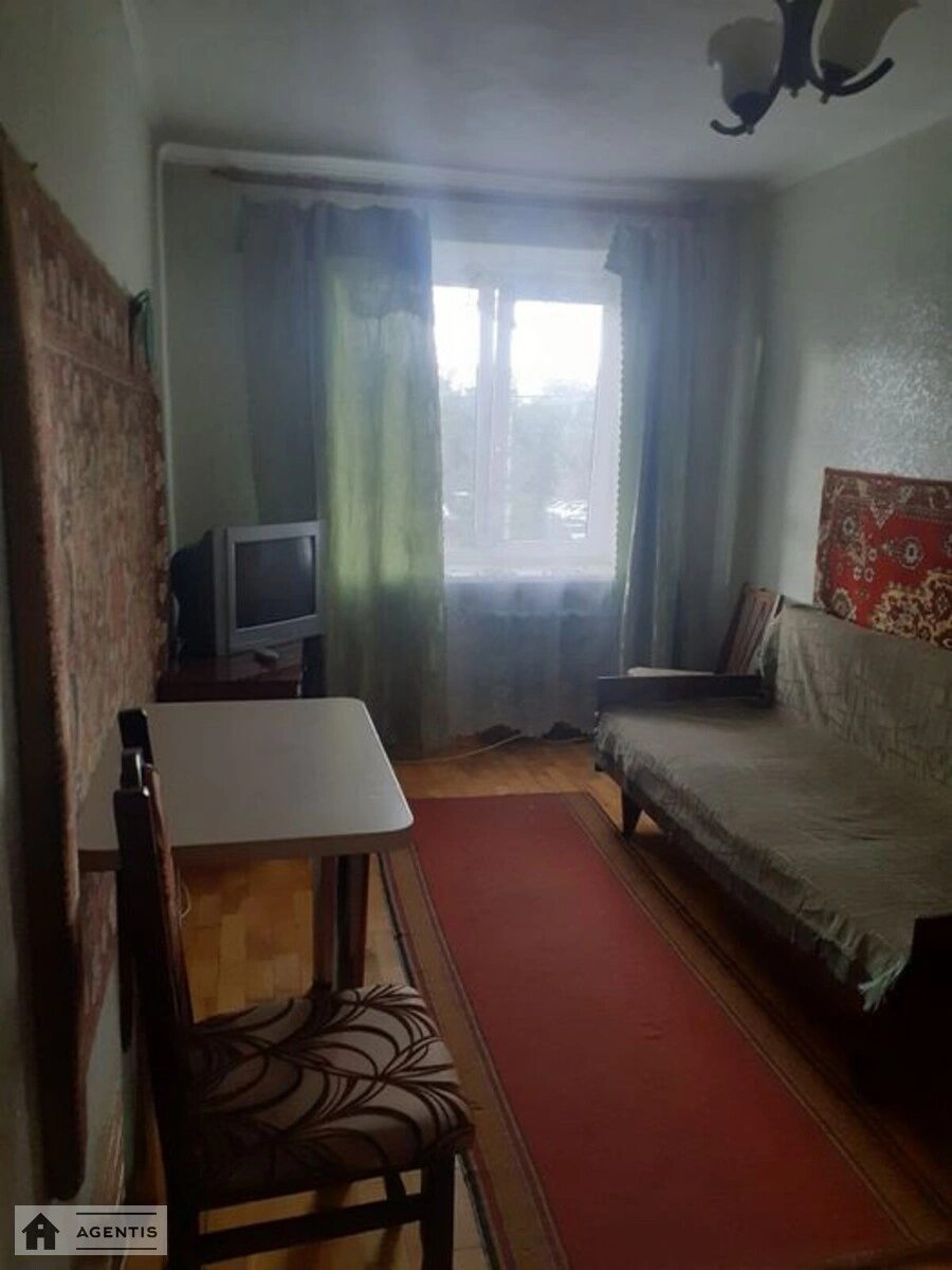 Здам квартиру. 2 rooms, 43 m², 3rd floor/5 floors. Дніпровський район, Київ. 