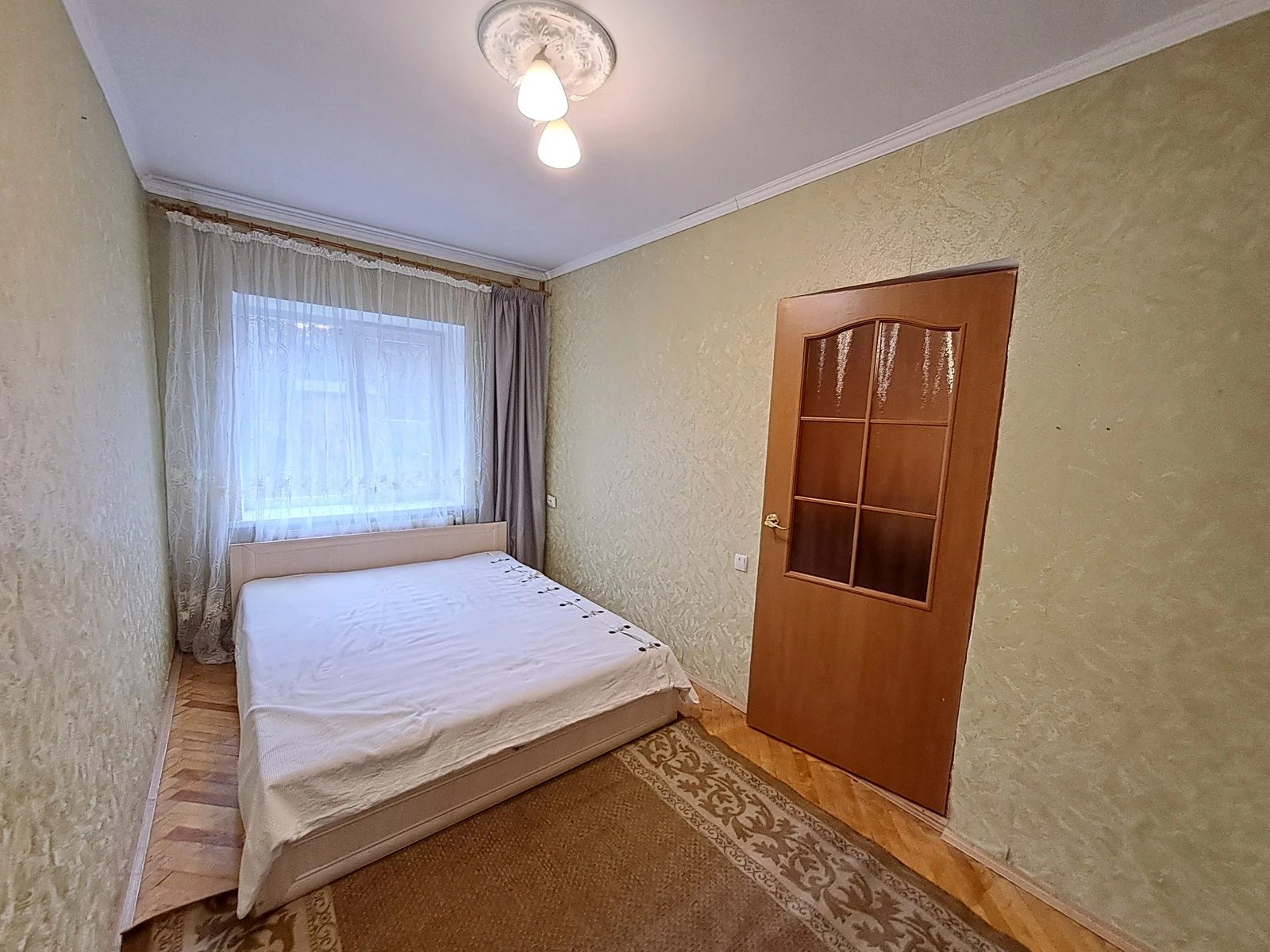 Apartments for sale. 2 rooms, 43 m², 3rd floor/3 floors. Staryy Podil vul., Ternopil. 