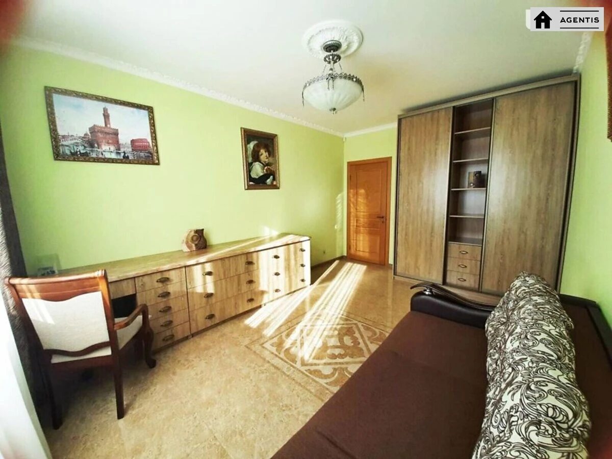 Apartment for rent. 4 rooms, 130 m², 15 floor/16 floors. 4, Valeriya Lobanovskoho prosp. Chervonozoryanyy, Kyiv. 