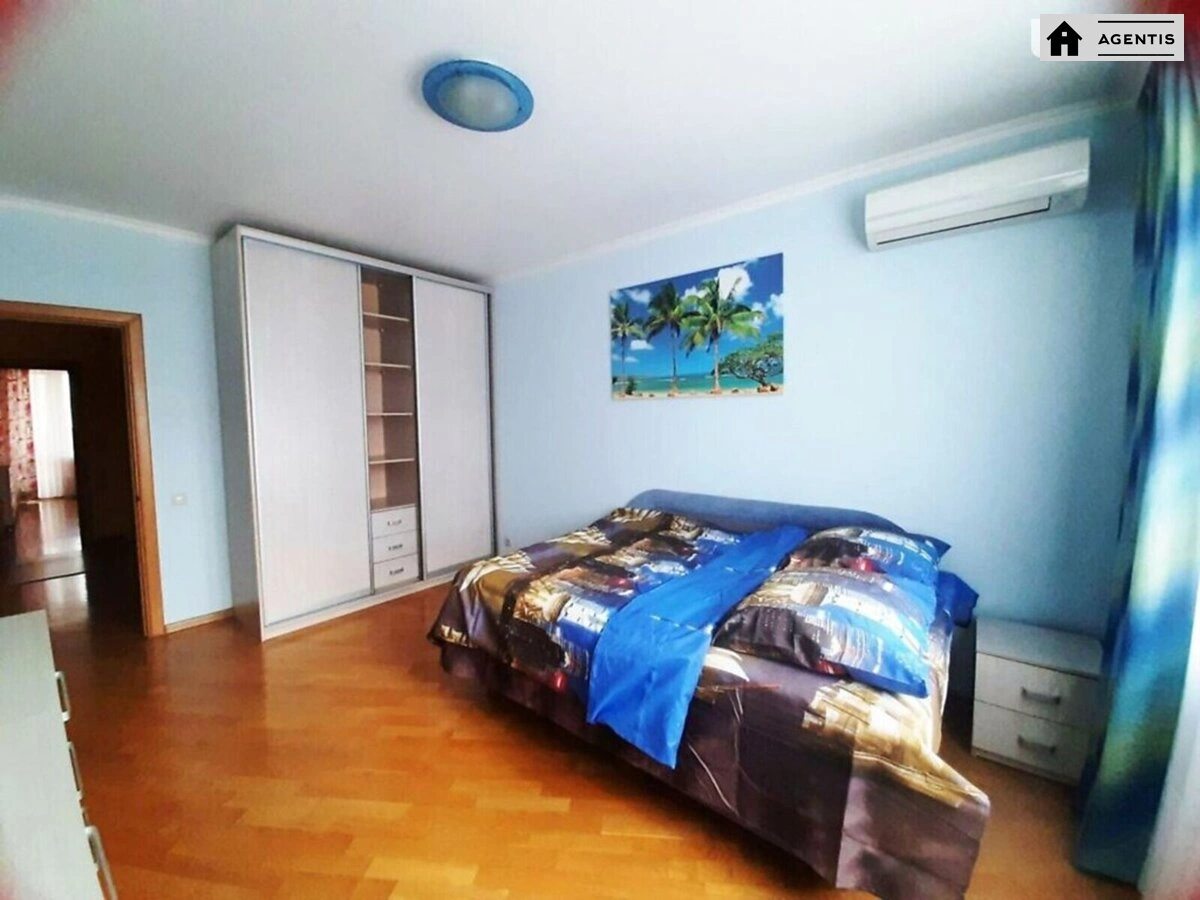 Apartment for rent. 4 rooms, 130 m², 15 floor/16 floors. 4, Valeriya Lobanovskoho prosp. Chervonozoryanyy, Kyiv. 
