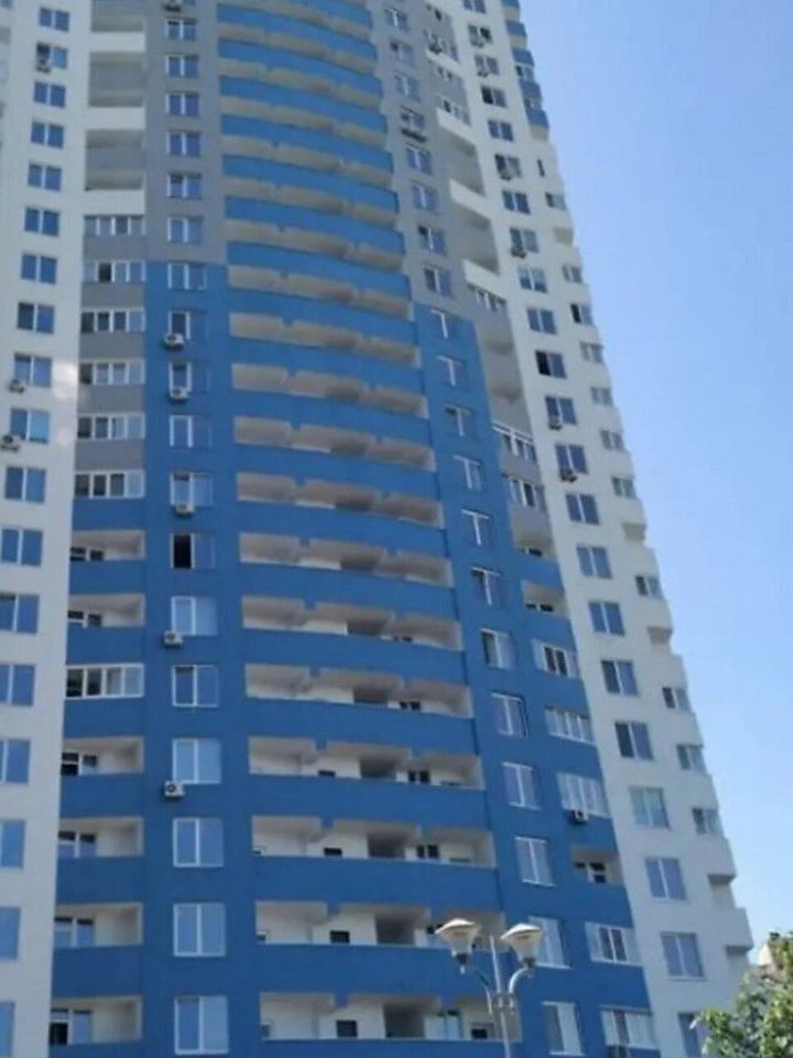 Сдам квартиру. 1 room, 46 m², 4th floor/24 floors. 190, Харьковское 190, Киев. 