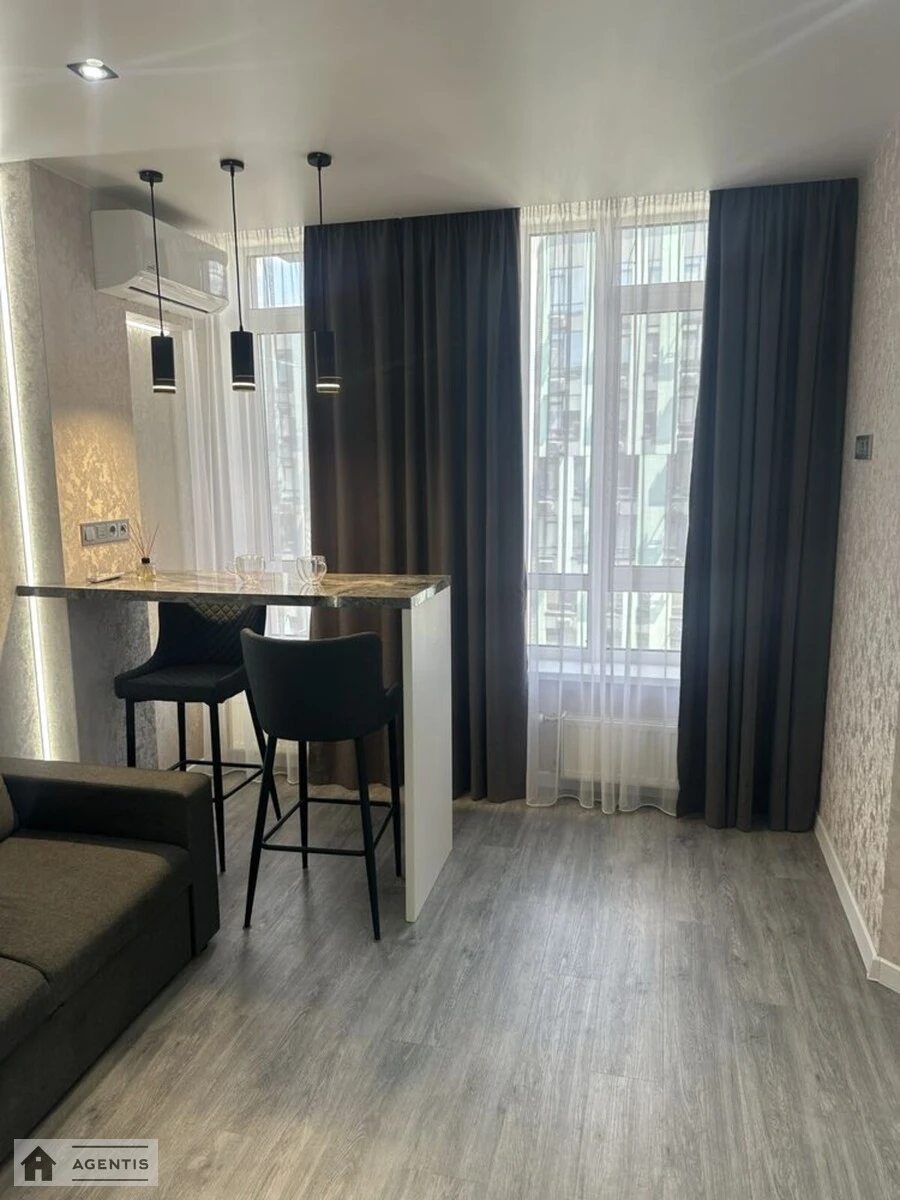 Здам квартиру. 1 room, 49 m², 6th floor/8 floors. Тадея Рильського вул., Київ. 