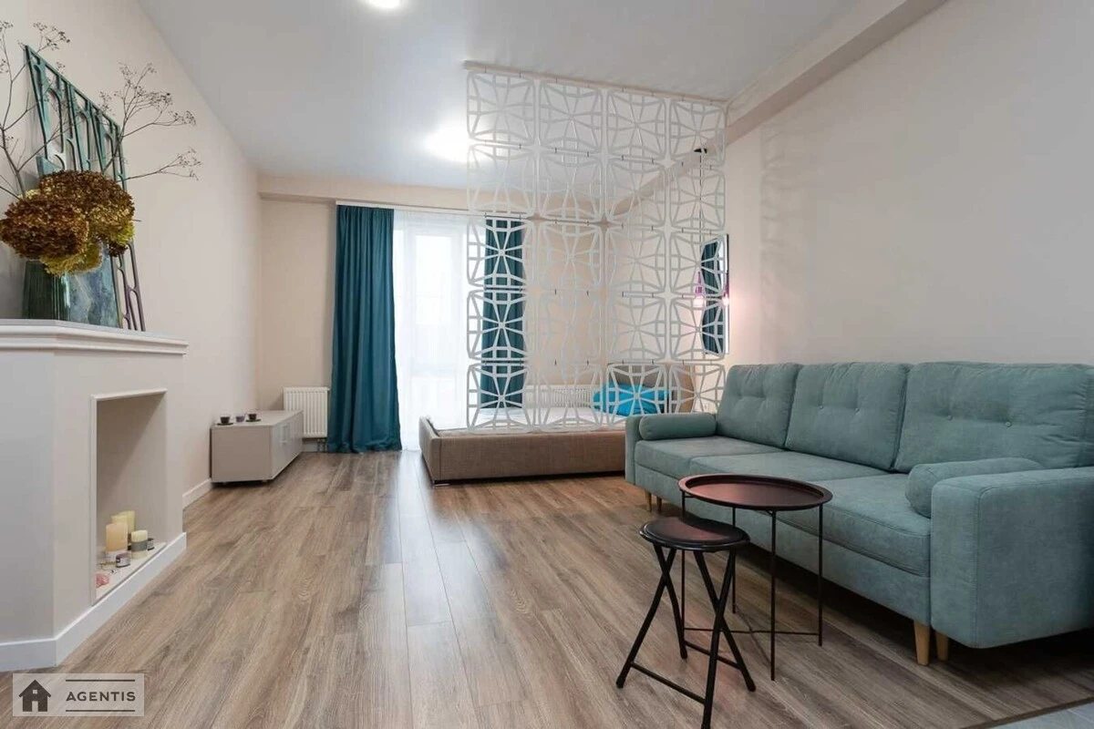 Apartment for rent. 1 room, 40 m², 16 floor/16 floors. 24, Mykhayla Maksymovycha vul. Onufriya Trutenka, Kyiv. 
