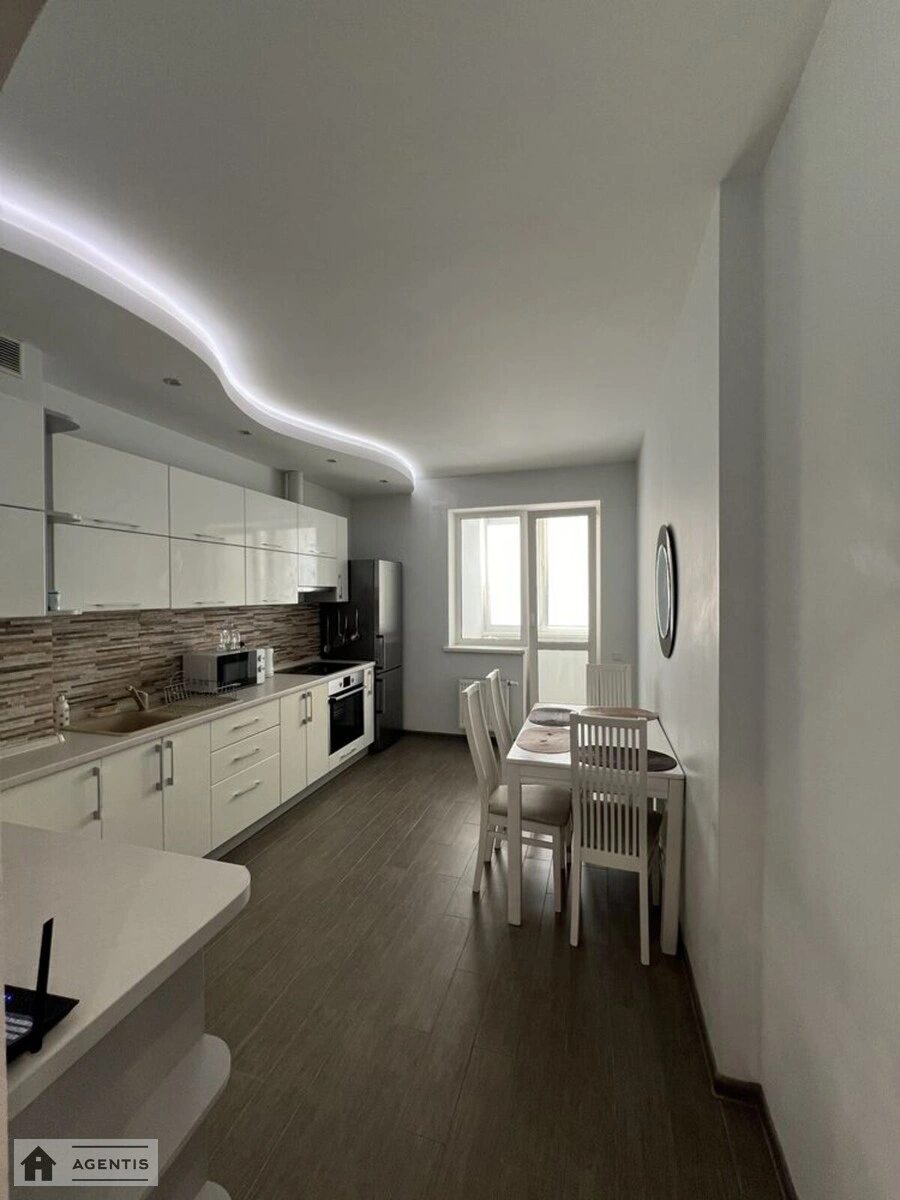 Apartment for rent. 1 room, 44 m², 10th floor/20 floors. Darnytskyy rayon, Kyiv. 