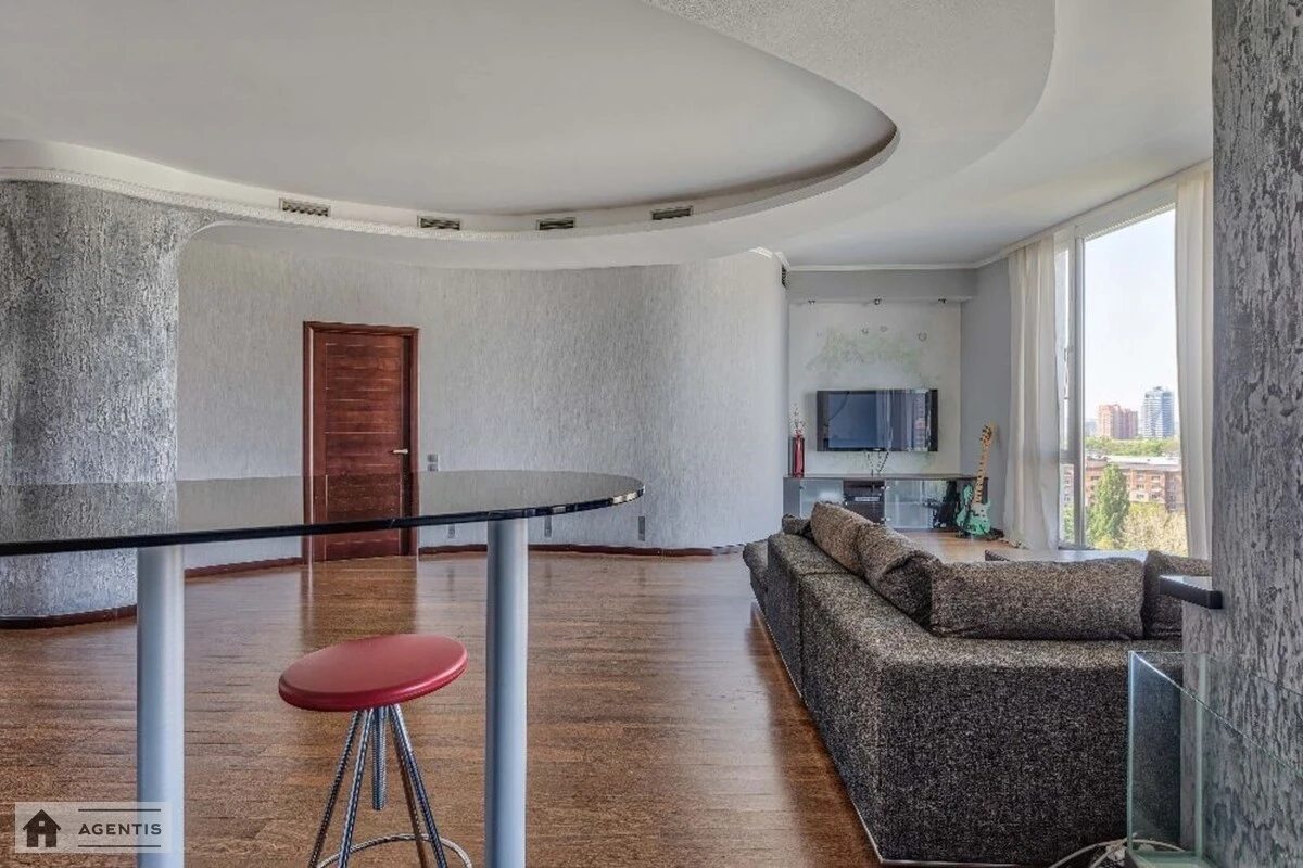 Apartment for rent. 2 rooms, 100 m², 10th floor/20 floors. 17, Panasa Myrnoho vul., Kyiv. 