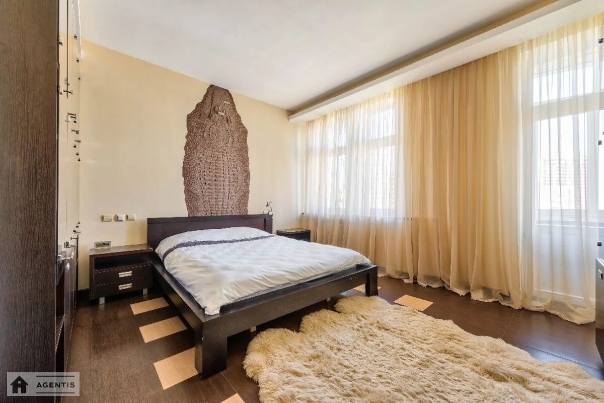 Здам квартиру. 2 rooms, 100 m², 10th floor/20 floors. 17, Панаса Мирного вул., Київ. 