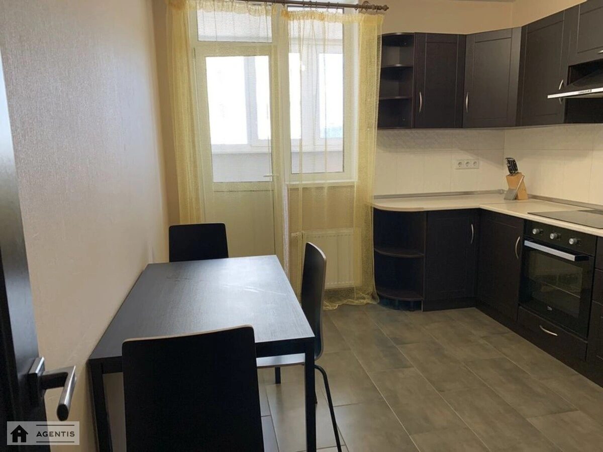 Apartment for rent. 1 room, 40 m², 22 floor/25 floors. 15, Solomiyi Krushelnytskoyi vul., Kyiv. 