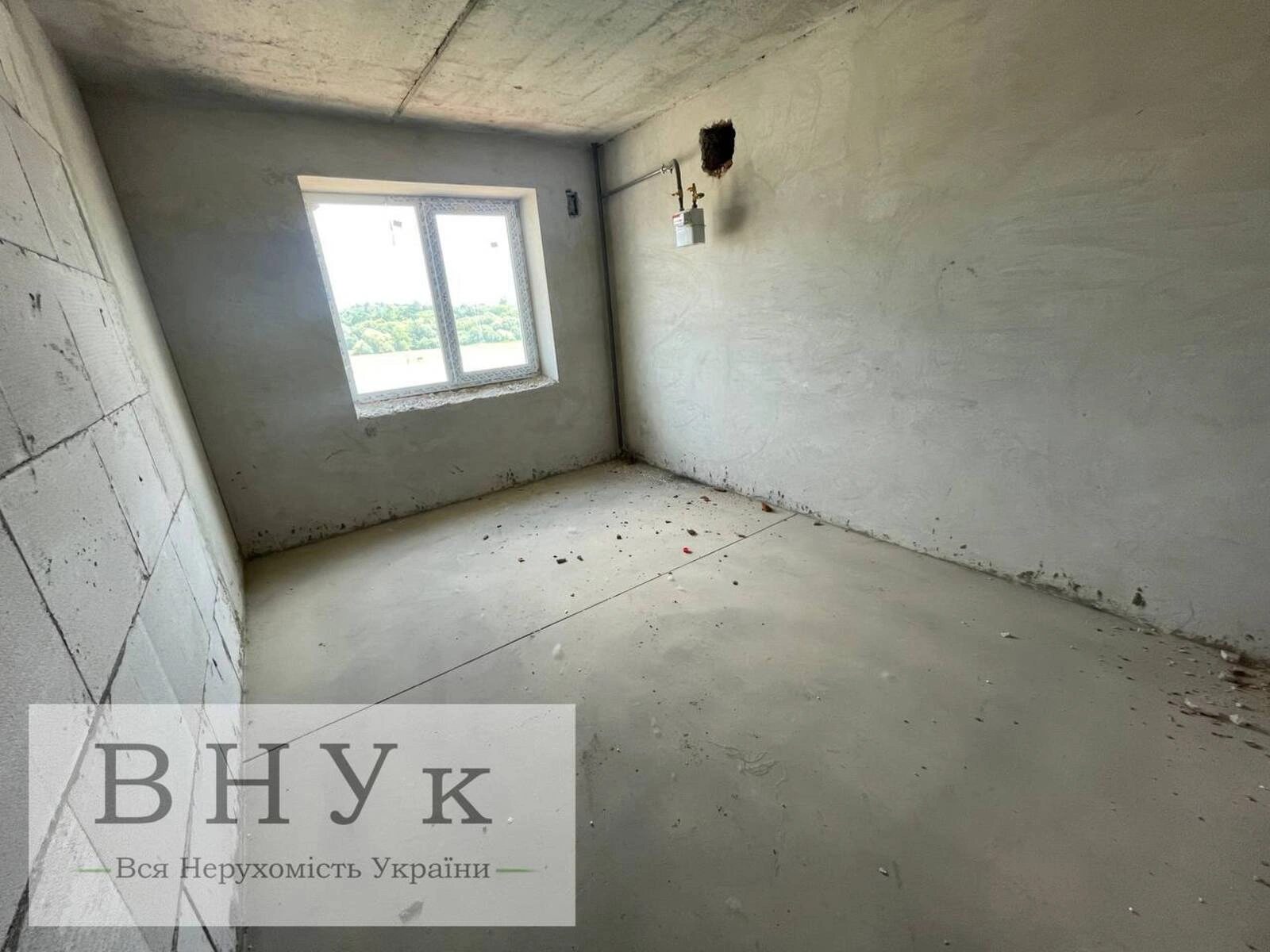 Apartments for sale 1 room, 42 m², 5th fl./6 floors. Petrykiv  Sheptytskoho vul., Ternopil. 