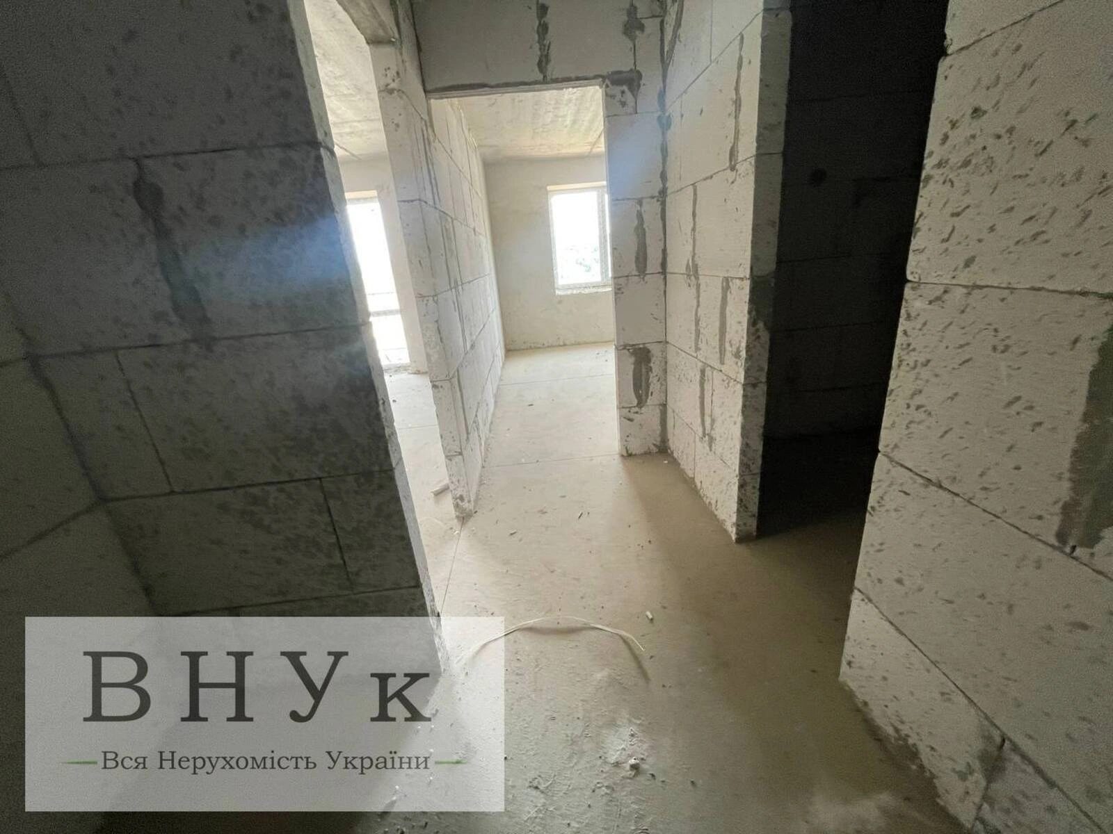 Apartments for sale 1 room, 42 m², 5th fl./6 floors. Petrykiv  Sheptytskoho vul., Ternopil. 