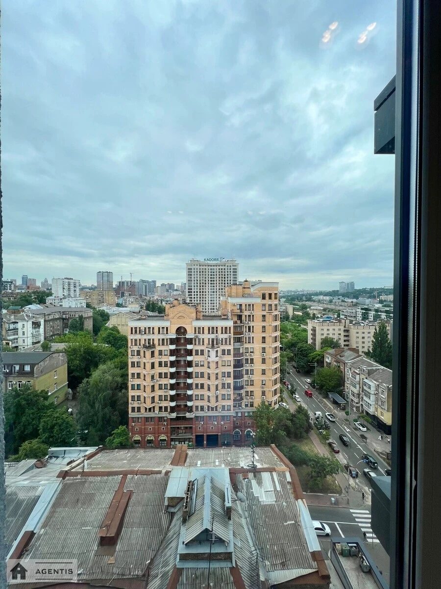Apartment for rent. 1 room, 49 m², 13 floor/25 floors. Zhylyanska, Kyiv. 