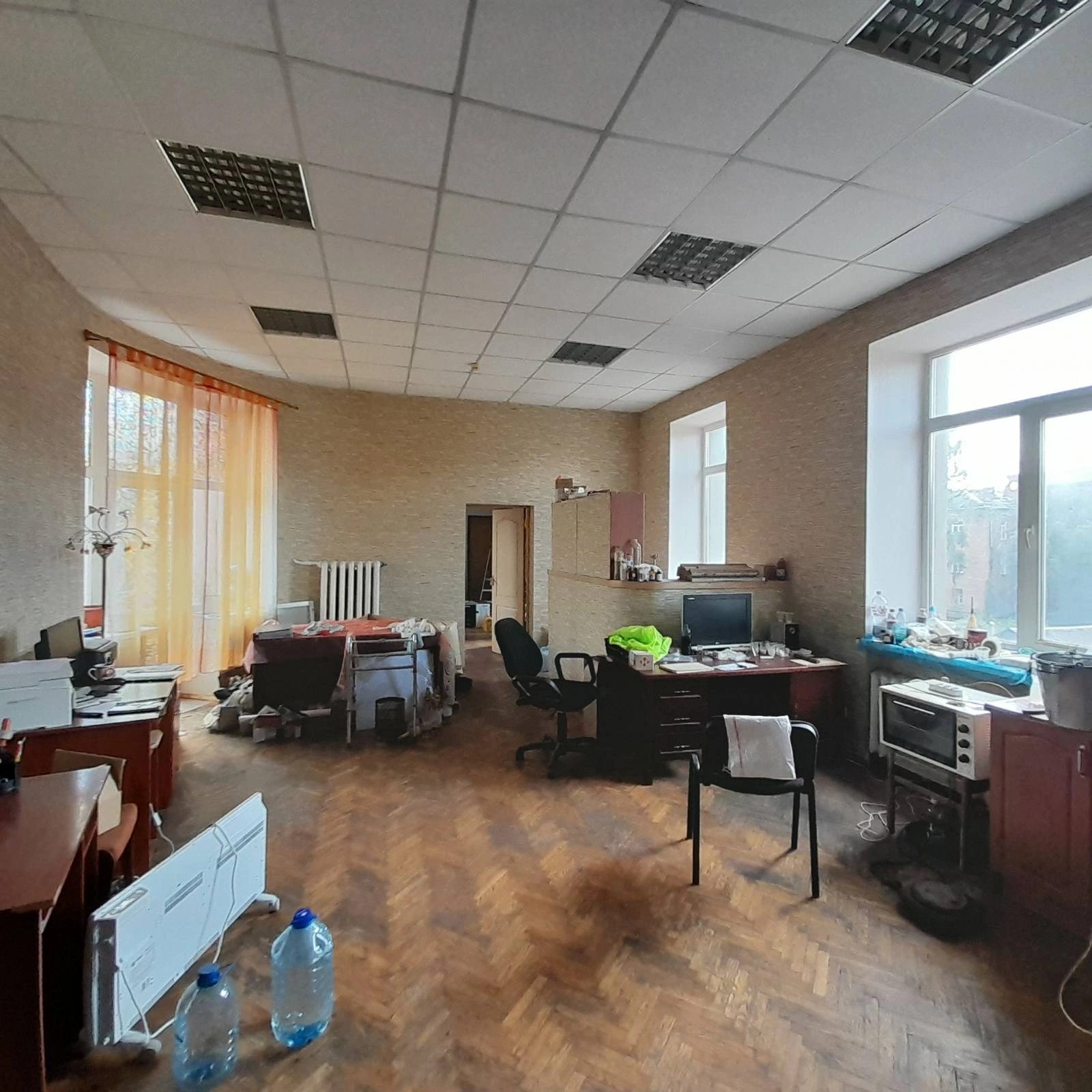 Сдам офис. 1 room, 33.6 m², 2nd floor/5 floors. 16, Багалія, Харьков. 
