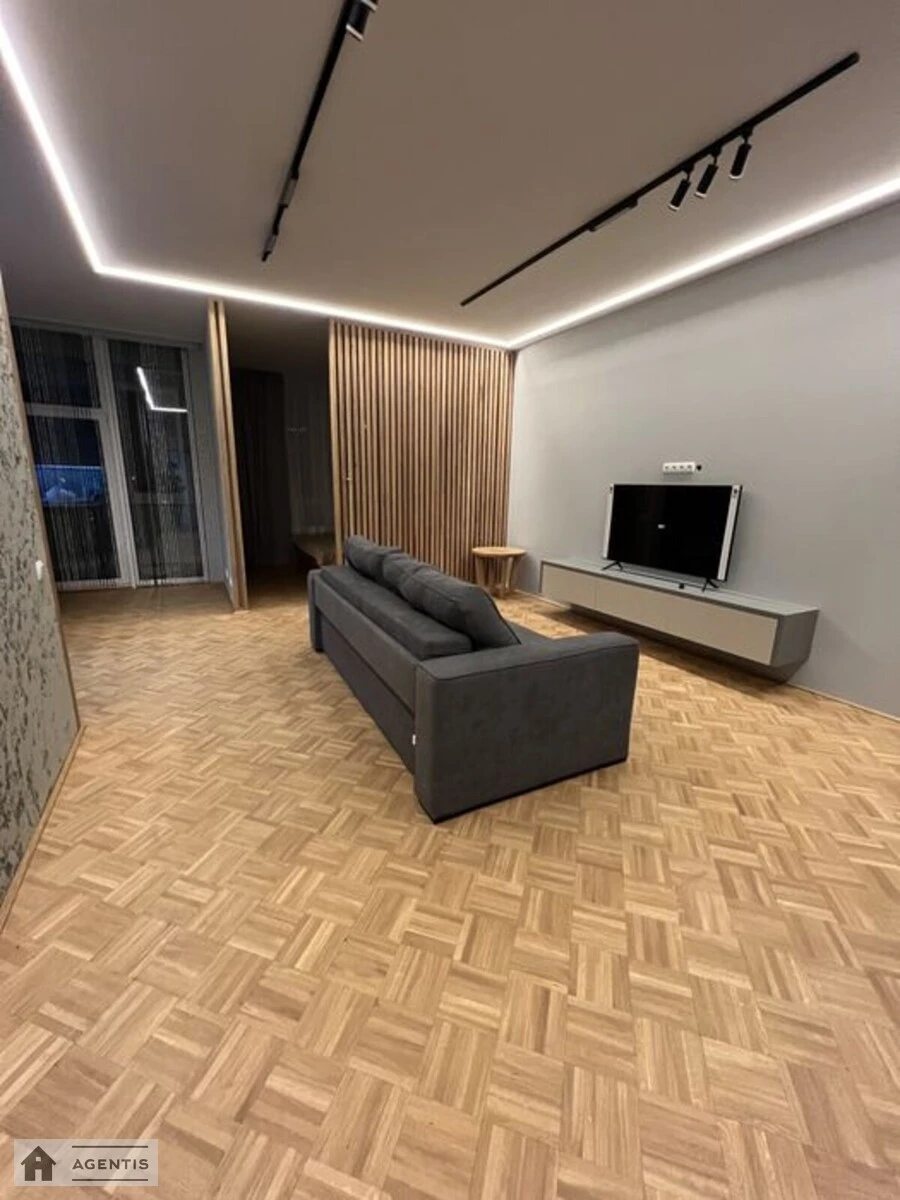 Apartment for rent. 1 room, 55 m², 24 floor/38 floors. Beresteyskyy prosp. Peremohy, Kyiv. 