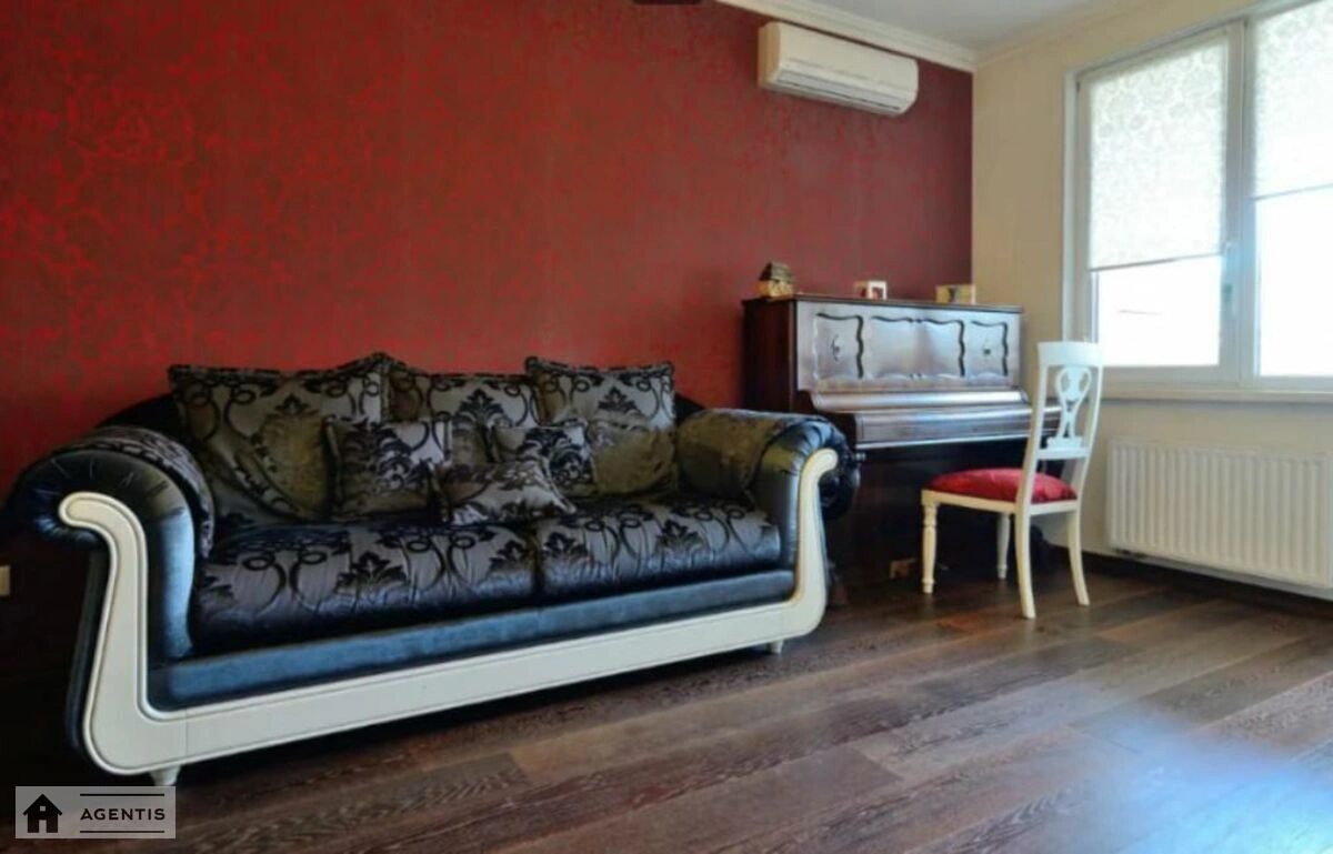 Apartment for rent. 2 rooms, 63 m², 3rd floor/24 floors. 60, Golosiyivskiy 60, Kyiv. 