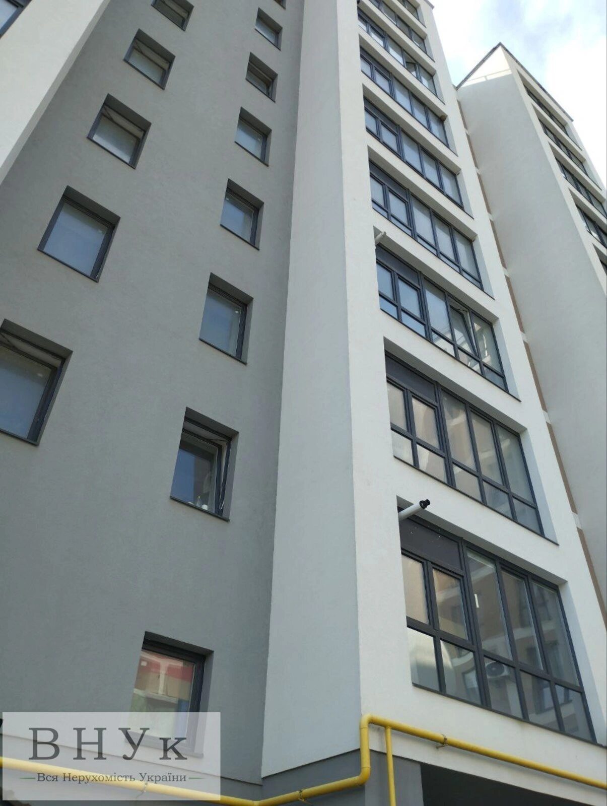 Apartments for sale 2 rooms, 71 m², 6th fl./10 floors. Tekstylna vul., Ternopil. 