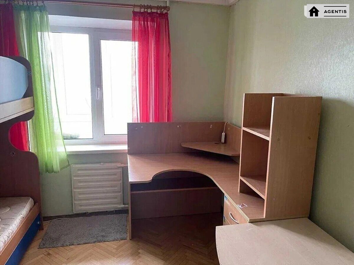 Apartment for rent. 1 room, 52 m², 5th floor/9 floors. 1, Panteleymona Kulisha vul. Chelyabinska, Kyiv. 