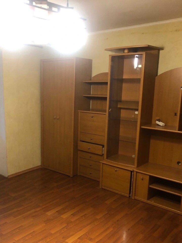 Apartment for rent. 1 room, 34 m², 5th floor/9 floors. Isaakyana, Kyiv. 