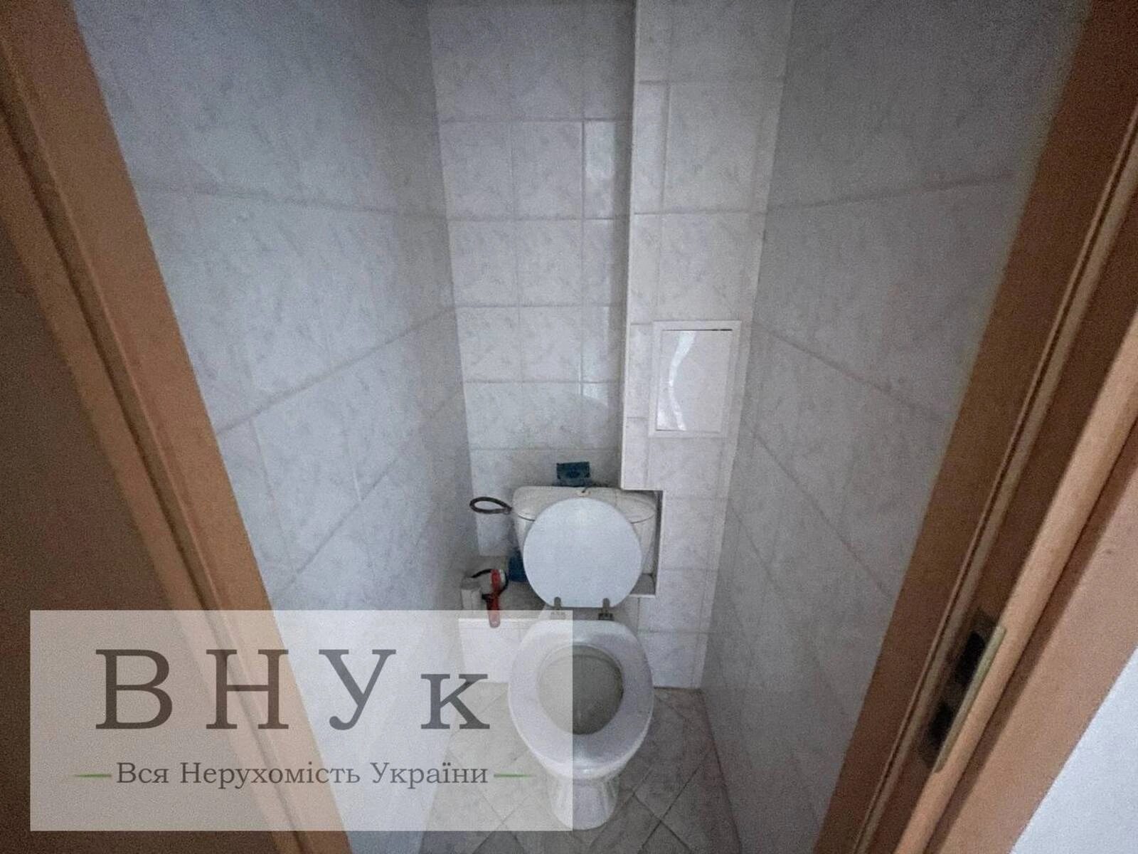 Продаж квартири 3 кімнати, 63 m², 7 пов./9 поверхів. Симоненка В. вул., Тернопіль. 