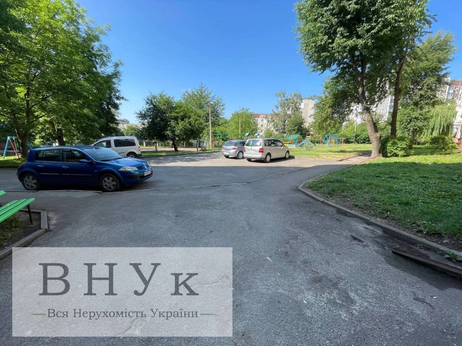 Продаж квартири 3 кімнати, 63 m², 7 пов./9 поверхів. Симоненка В. вул., Тернопіль. 