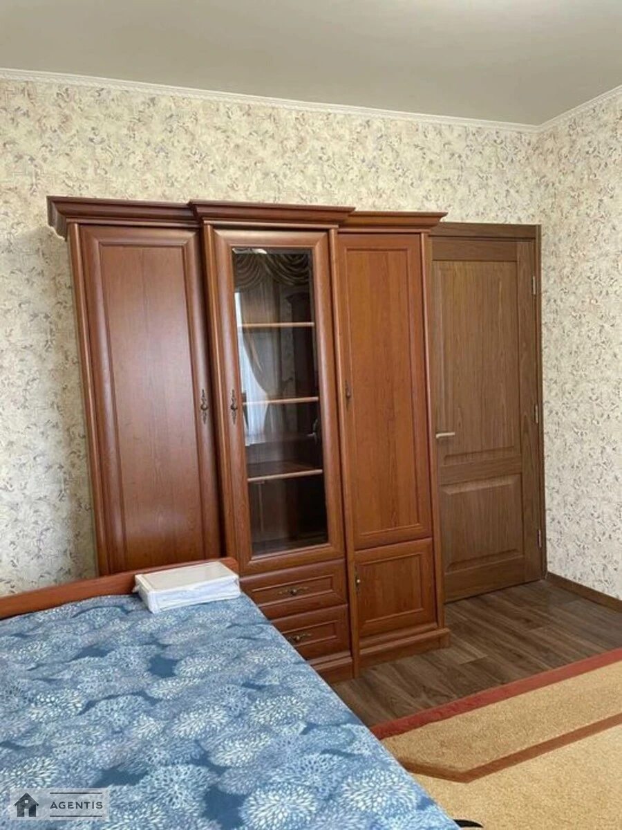 Apartment for rent. 3 rooms, 91 m², 9th floor/16 floors. 21, Mashynobudivna 21, Kyiv. 