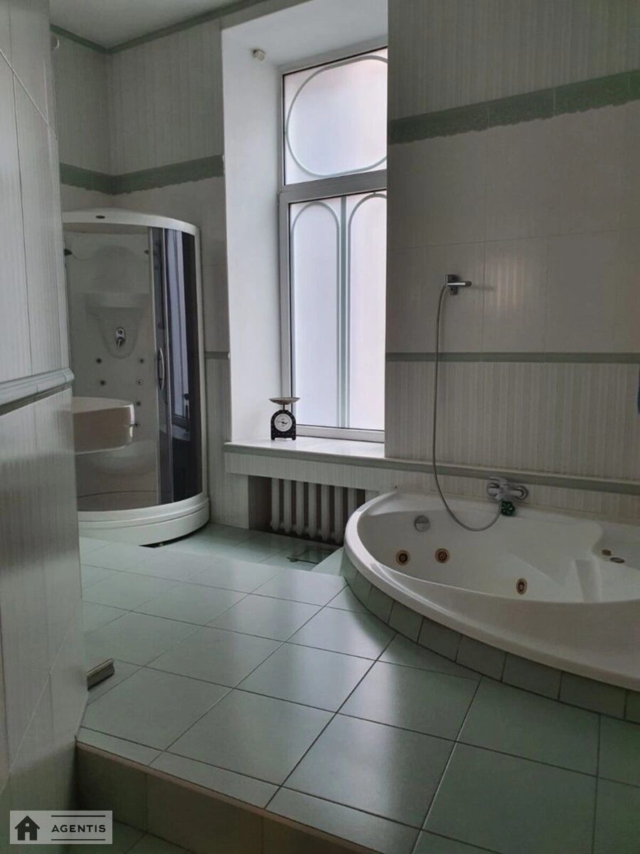Apartment for rent. 3 rooms, 140 m², 4th floor/7 floors. Arkhitektora Horodetskoho vul., Kyiv. 