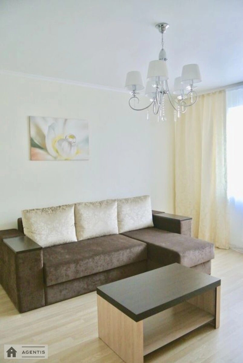 Apartment for rent. 1 room, 60 m², 8th floor/30 floors. 8, Oleksandra Myshuhy vul., Kyiv. 
