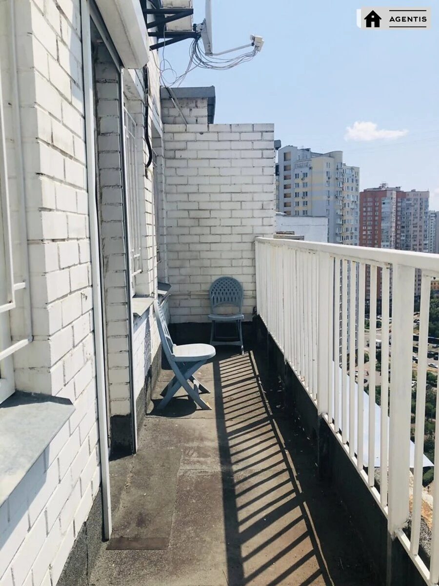 Здам квартиру. 1 room, 44 m², 18 floor/23 floors. 10, Миколи Бажана просп., Київ. 