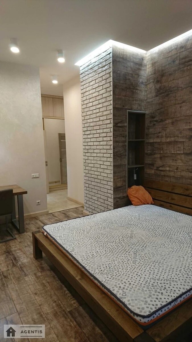 Apartment for rent. 2 rooms, 78 m², 3rd floor/15 floors. 42, Beresteyskyy prosp. Peremohy, Kyiv. 