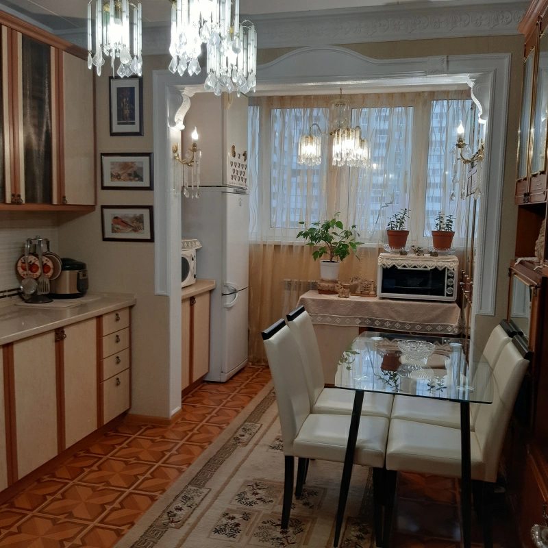 Продаж квартири. 3 rooms, 98 m², 6th floor/20 floors. 97, Закревського Миколи 97, Київ. 