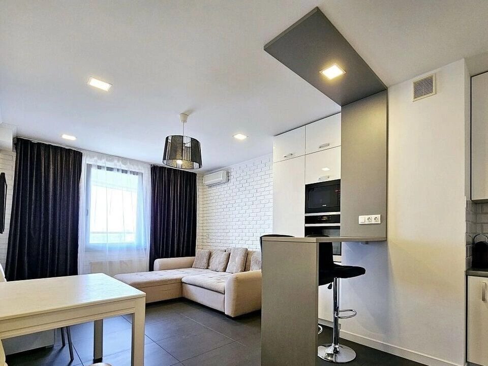 Apartment for rent. 2 rooms, 67 m², 20 floor/23 floors. 60, Golosiyivskiy 60, Kyiv. 