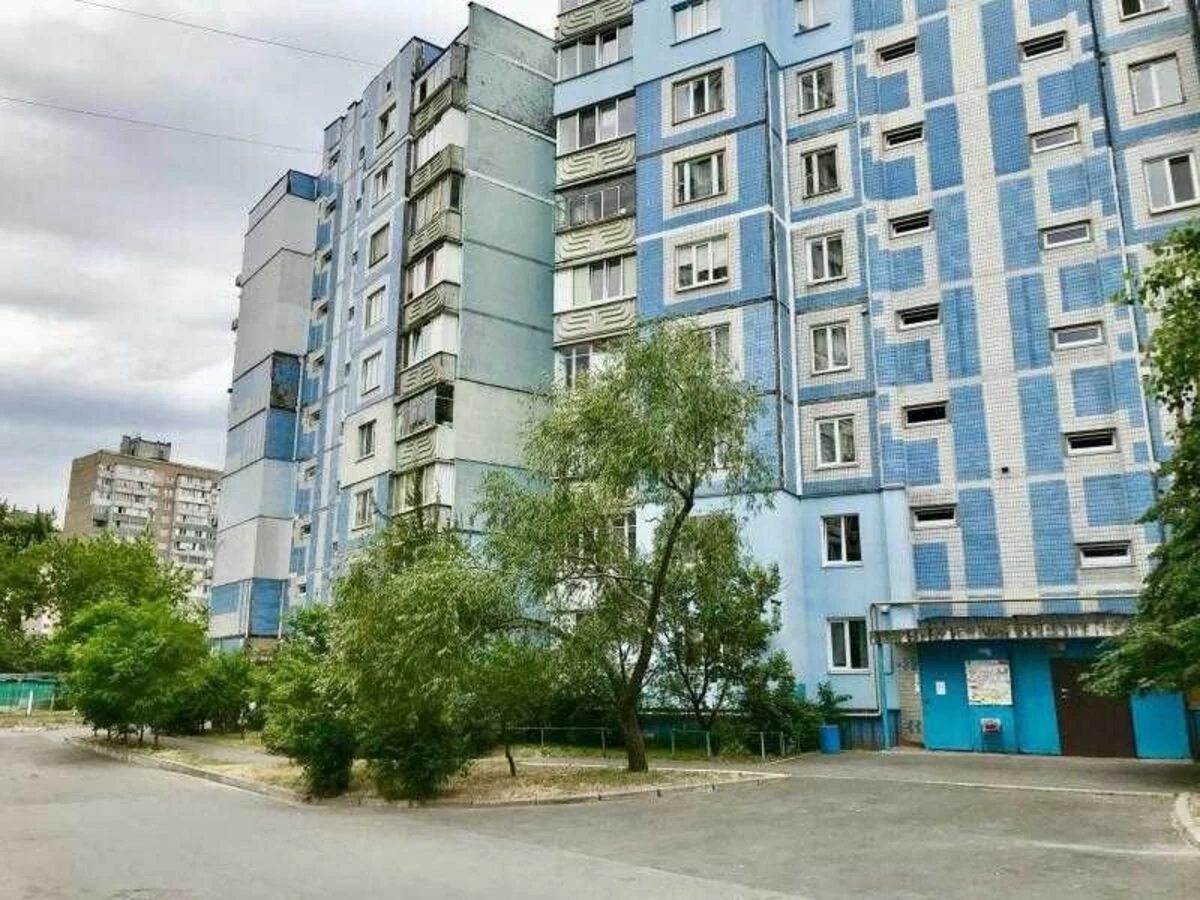 Apartment for rent. 2 rooms, 58 m², 8th floor/9 floors. Desnyanskyy rayon, Kyiv. 