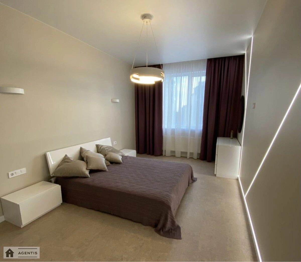 Apartment for rent. 3 rooms, 100 m², 16 floor/25 floors. 14, Andriya Verkhohlyada vul. Mykhayla Drahomirova, Kyiv. 