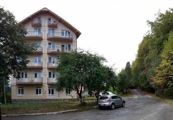 Shared room for rent. 2 rooms, 63 m², 4th floor/6 floors. 2, Kurortnaya, Polyana. 
