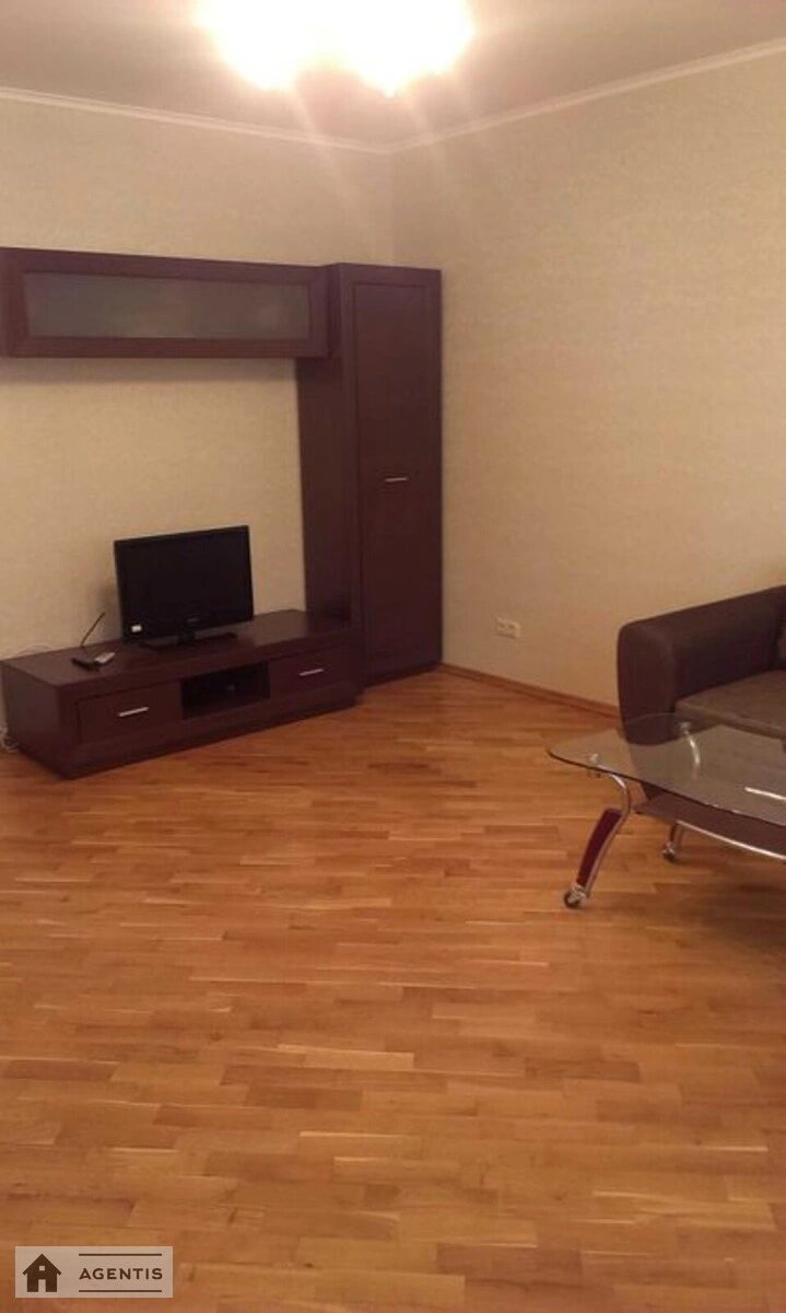 Apartment for rent. 1 room, 54 m², 4th floor/32 floors. 9, Hryshka , Kyiv. 