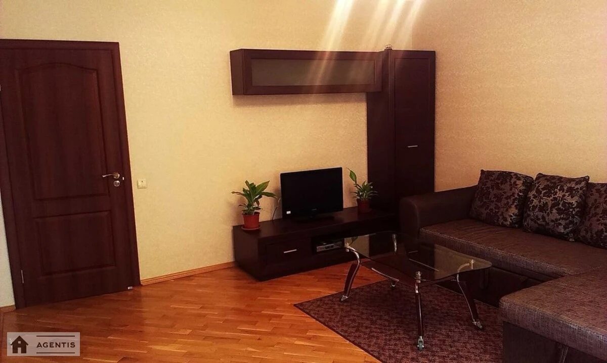 Apartment for rent. 1 room, 54 m², 4th floor/32 floors. 9, Hryshka , Kyiv. 