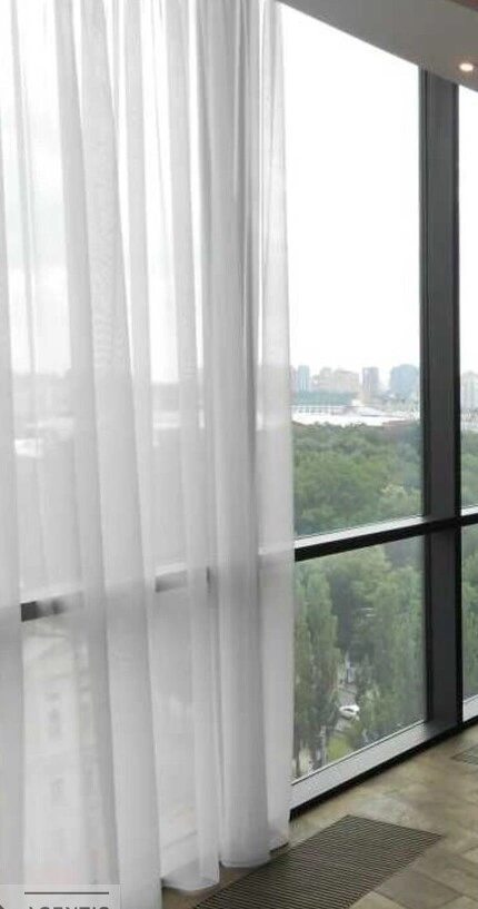 Apartment for rent. 2 rooms, 178 m², 14 floor/20 floors. 30, Tarasa Shevchenka bulv., Kyiv. 