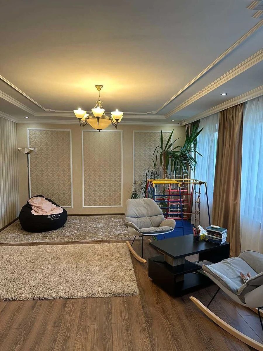 House for sale 187 m², 2 floors. Фортечний (кіровський), Kropyvnytskyy. 