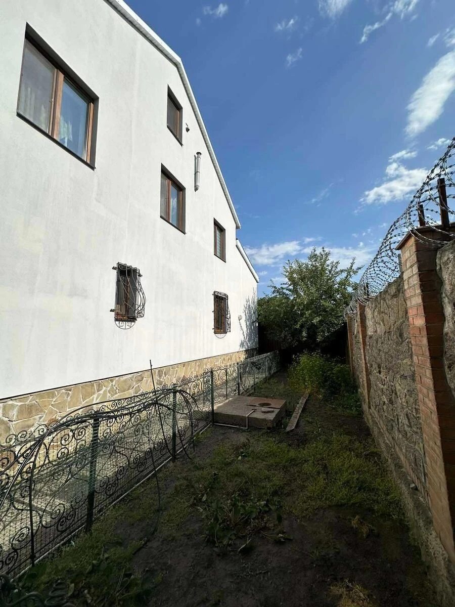 Продаж будинку. 187 m², 2 floors. Фортечний (кіровський), Кропивницький. 