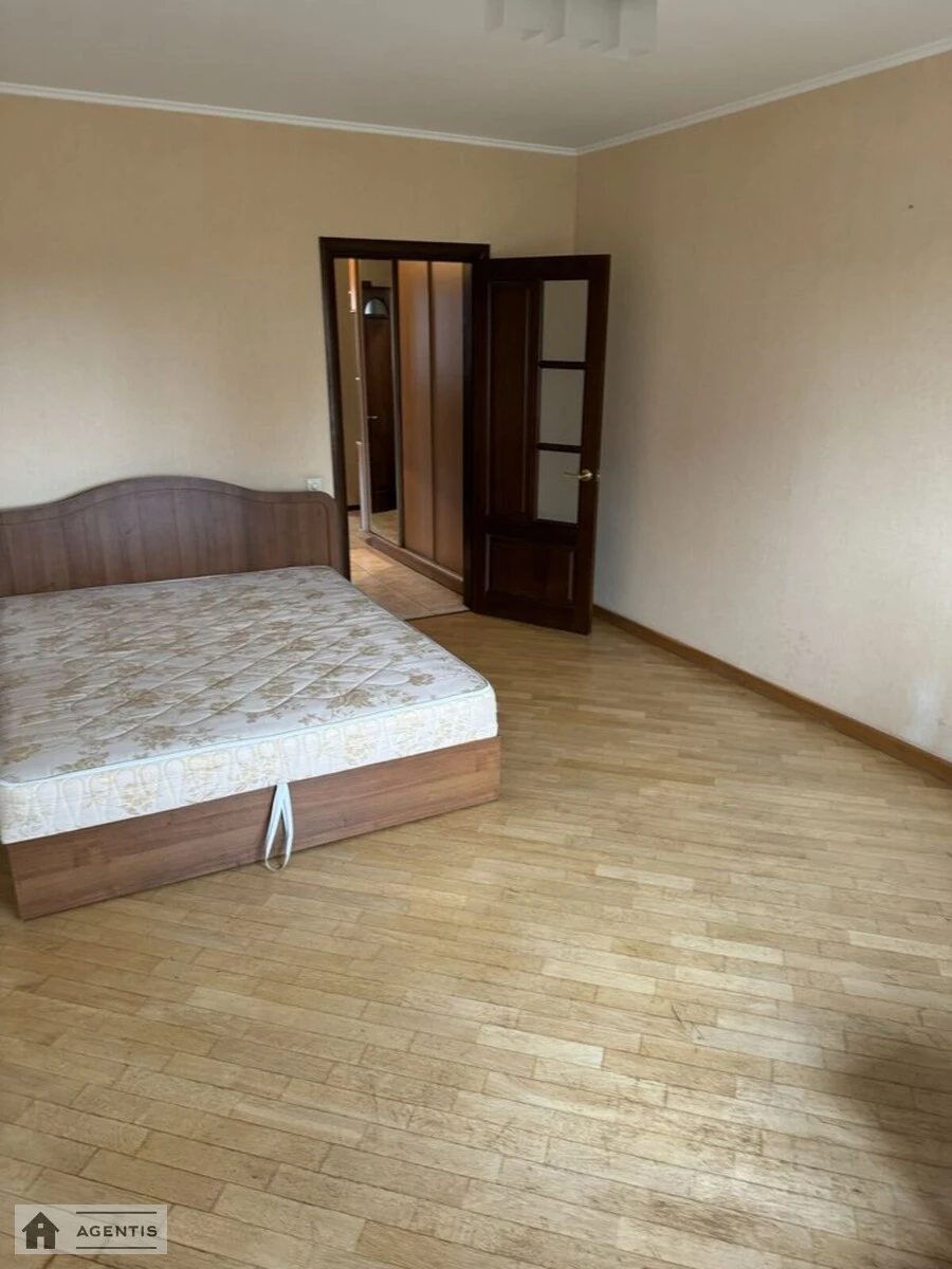 Apartment for rent. 2 rooms, 65 m², 6th floor/12 floors. 2, Fedora Ernsta vul., Kyiv. 