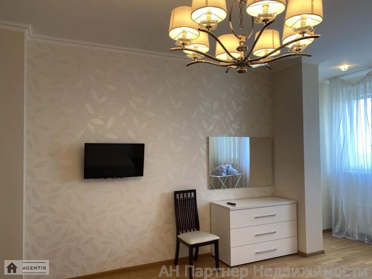 Apartment for rent. 2 rooms, 98 m², 15 floor/25 floors. 14, Mykoly Mikhnovskoho bulv. Druzhby Narodiv, Kyiv. 