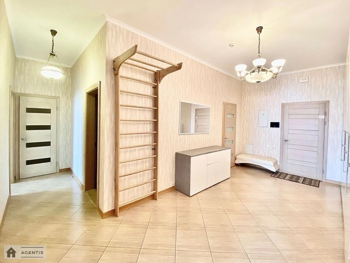 Сдам квартиру 2 комнаты, 86 m², 22 эт./25 этажей. 6, Старонаводницкая 6, Киев. 