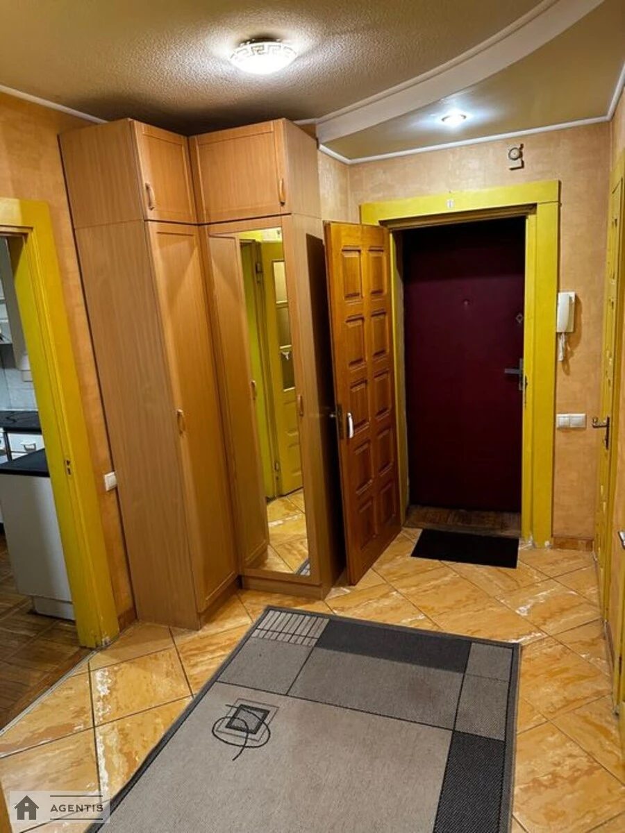 Сдам квартиру. 2 rooms, 65 m², 7th floor/16 floors. 146, Берестейський просп. (Перемоги), Киев. 