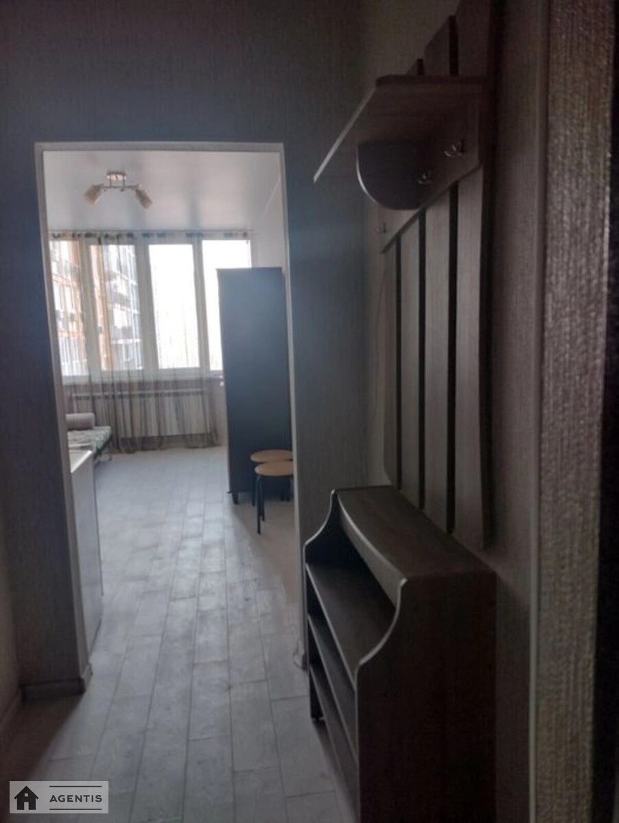 Apartment for rent. 1 room, 27 m², 9th floor/25 floors. 24, Raketna 24, Kyiv. 