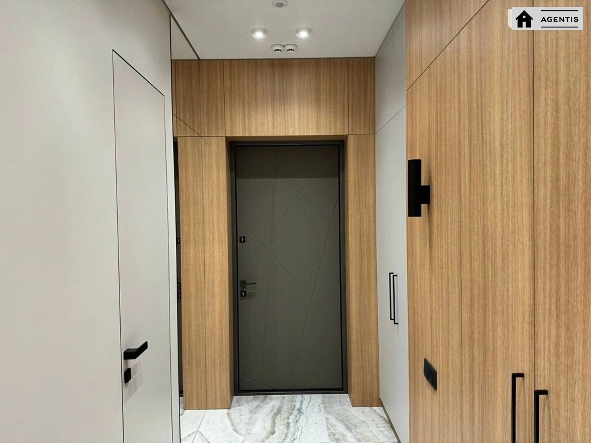 Сдам квартиру. 1 room, 43 m², 32 floor/34 floors. 1, Академіка Заболотного вул., Киев. 