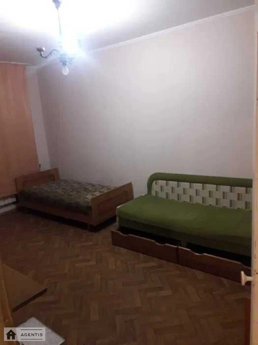 Сдам квартиру. 2 rooms, 51 m², 4th floor/16 floors. Полесская, Киев. 